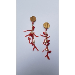 boucle d'oreille corail fine