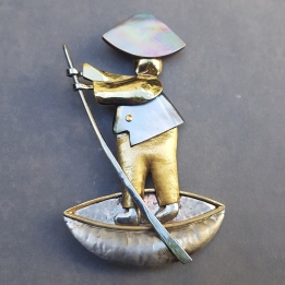 Broche Miss Saigon