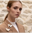 Broche papillon nacre