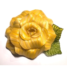 CAMELIA JAUNE