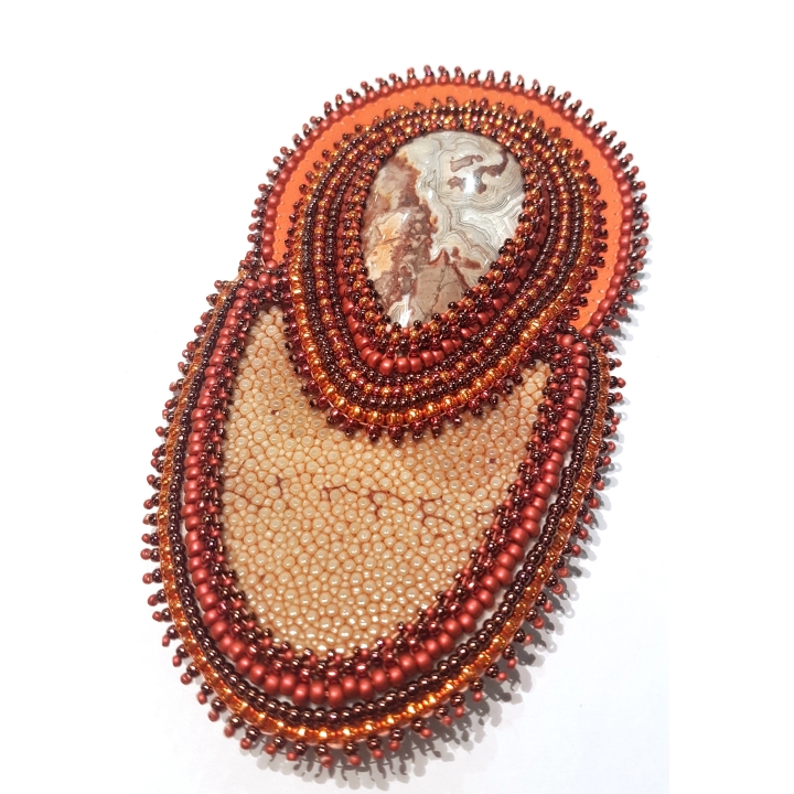 BROCHE TOTEM